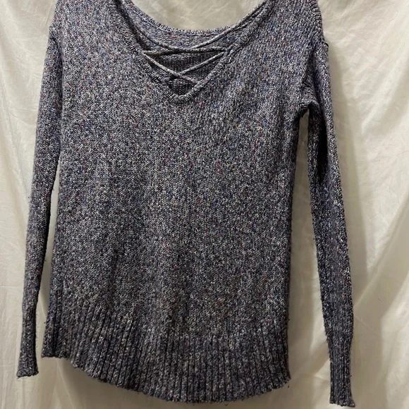 American Eagle Sweater - Picture 1 of 2